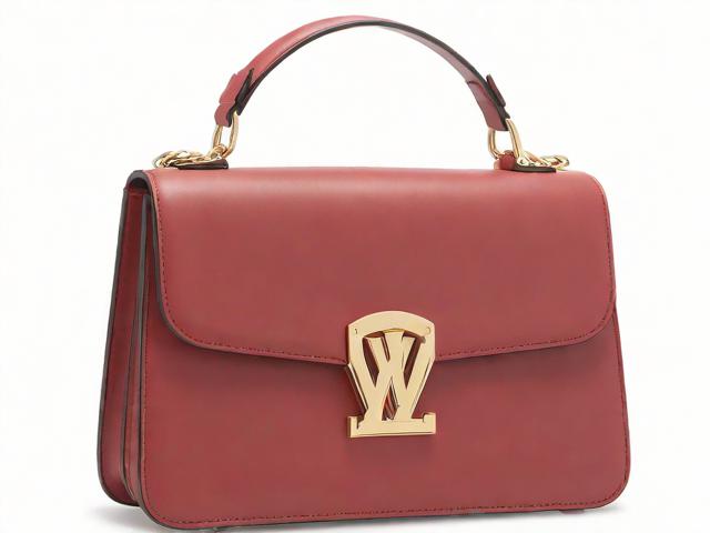 宝格丽VS LV,奢侈品手袋终极对决 宝格丽VS LV,奢侈品手袋终极对决